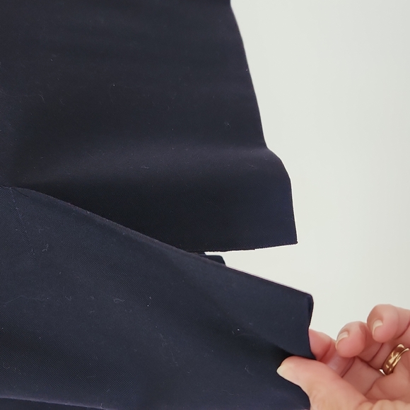 Jones New York, dark navy , A-line  100% wool  skirt, size 10 - Picture 7 of 11